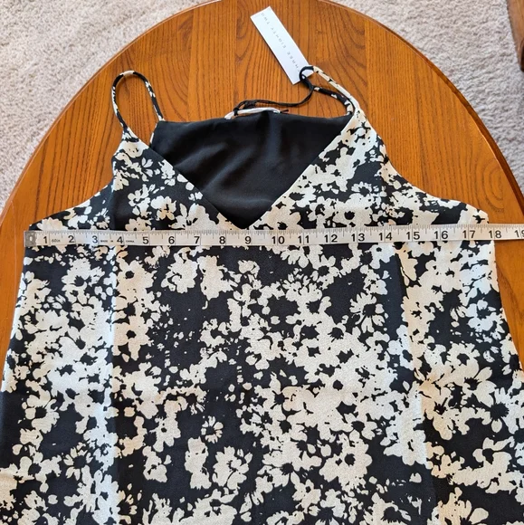 Elegant Black and White Strappy Floral Maxi Dress, Size S - NEW - Picture 2 of 8